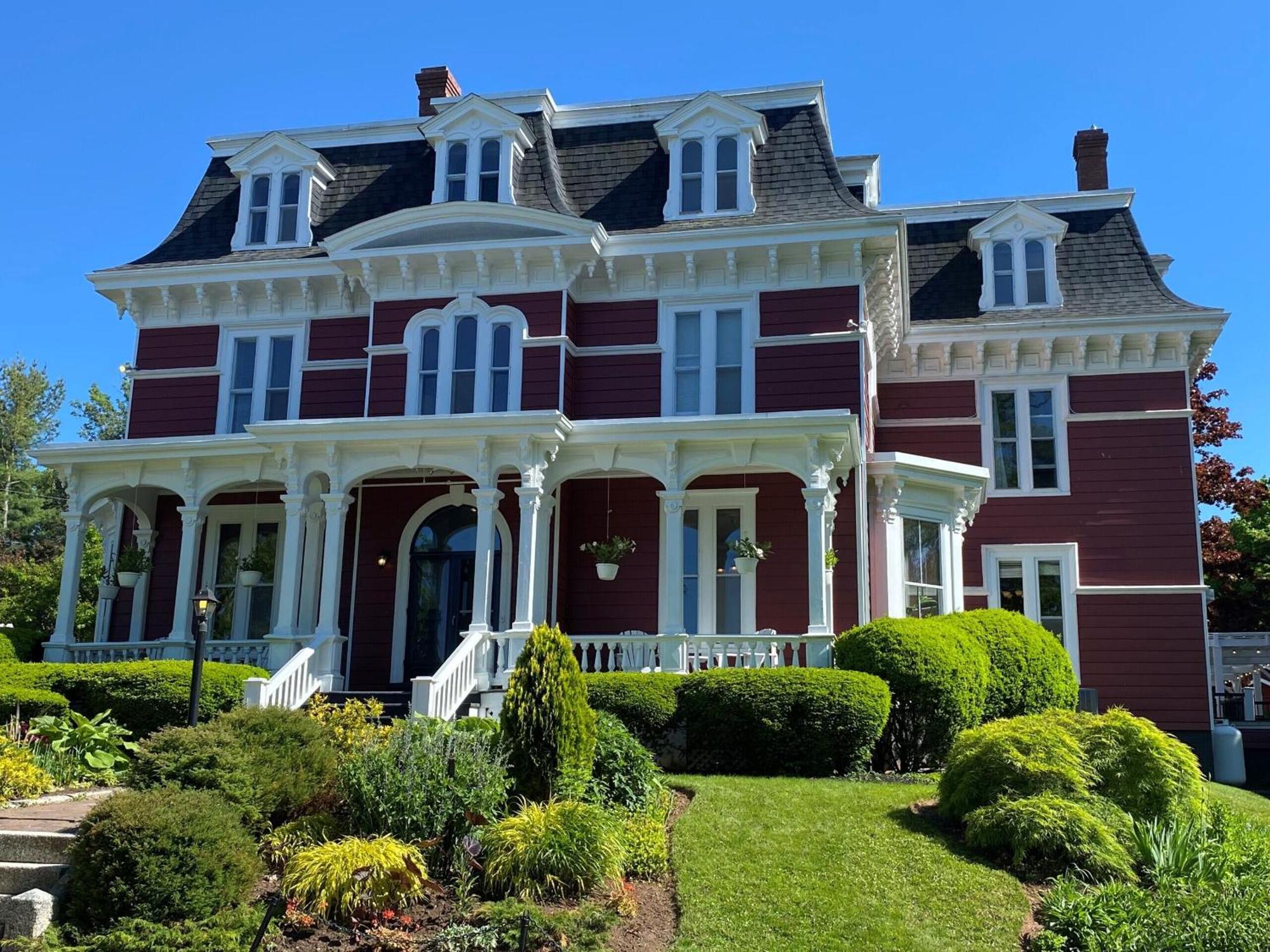 Blomidon Inn วูล์ฟวิลล์ ภายนอก รูปภาพ